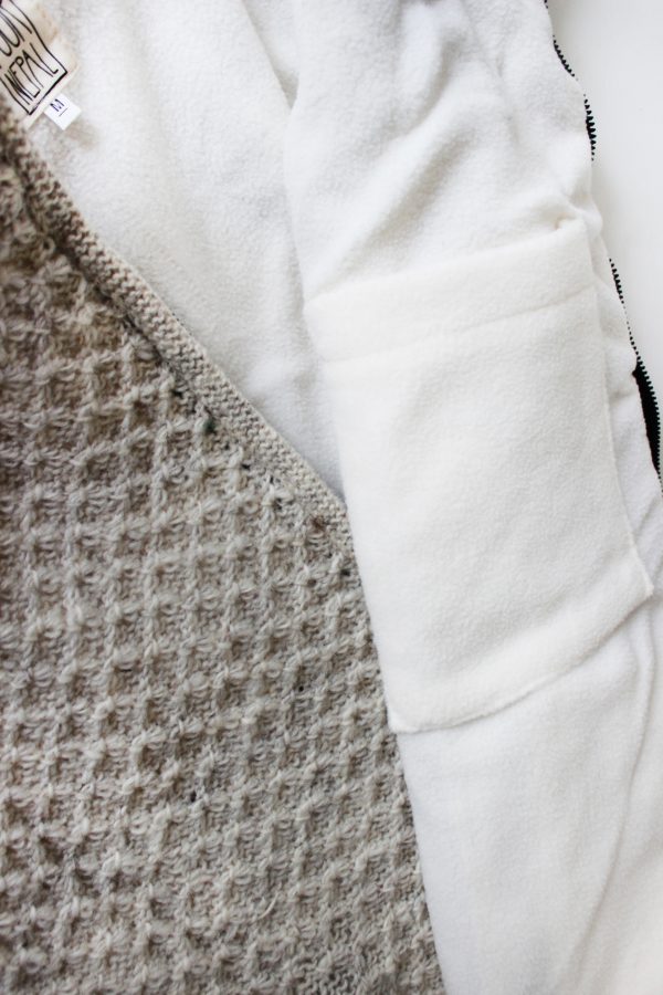 Puur Nepal gerstekorrel vest bodywarmer coat detail binnenzak Texelse Schapenboet