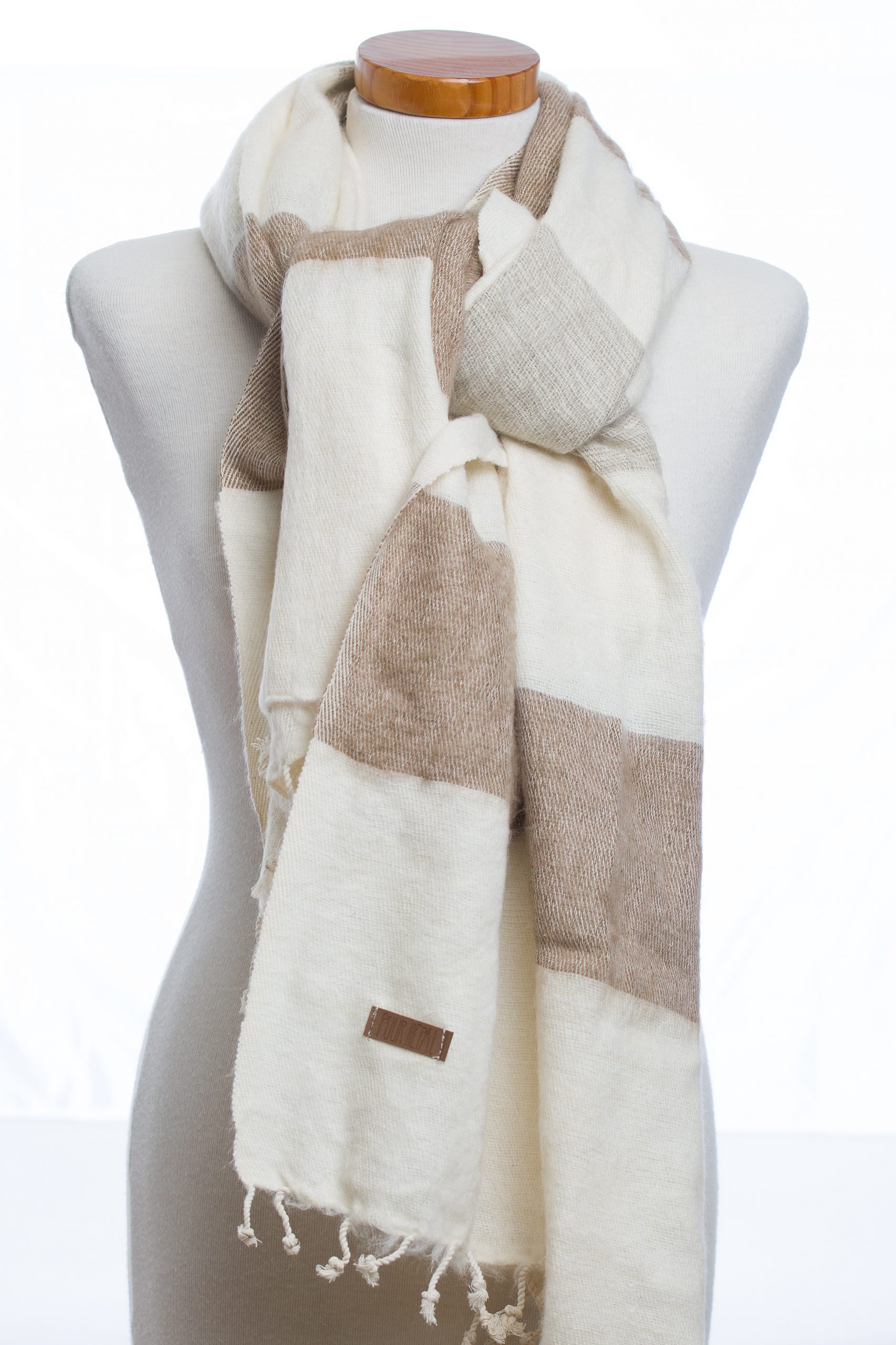 Beige sjaal Handgemaakte geschenken Zachte Kasjmier sjaal Accessoires Sjaals & omslagdoeken Sjaals "40 X 80" inch Cadeau voor haar Traditioneel naaldwerk hand borduurwerk wrap 